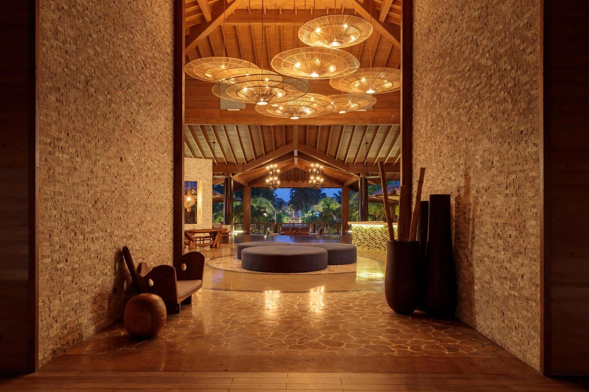 Indura Beach & Golf Resort Curio Collection By Hilton Tela Dış mekan fotoğraf