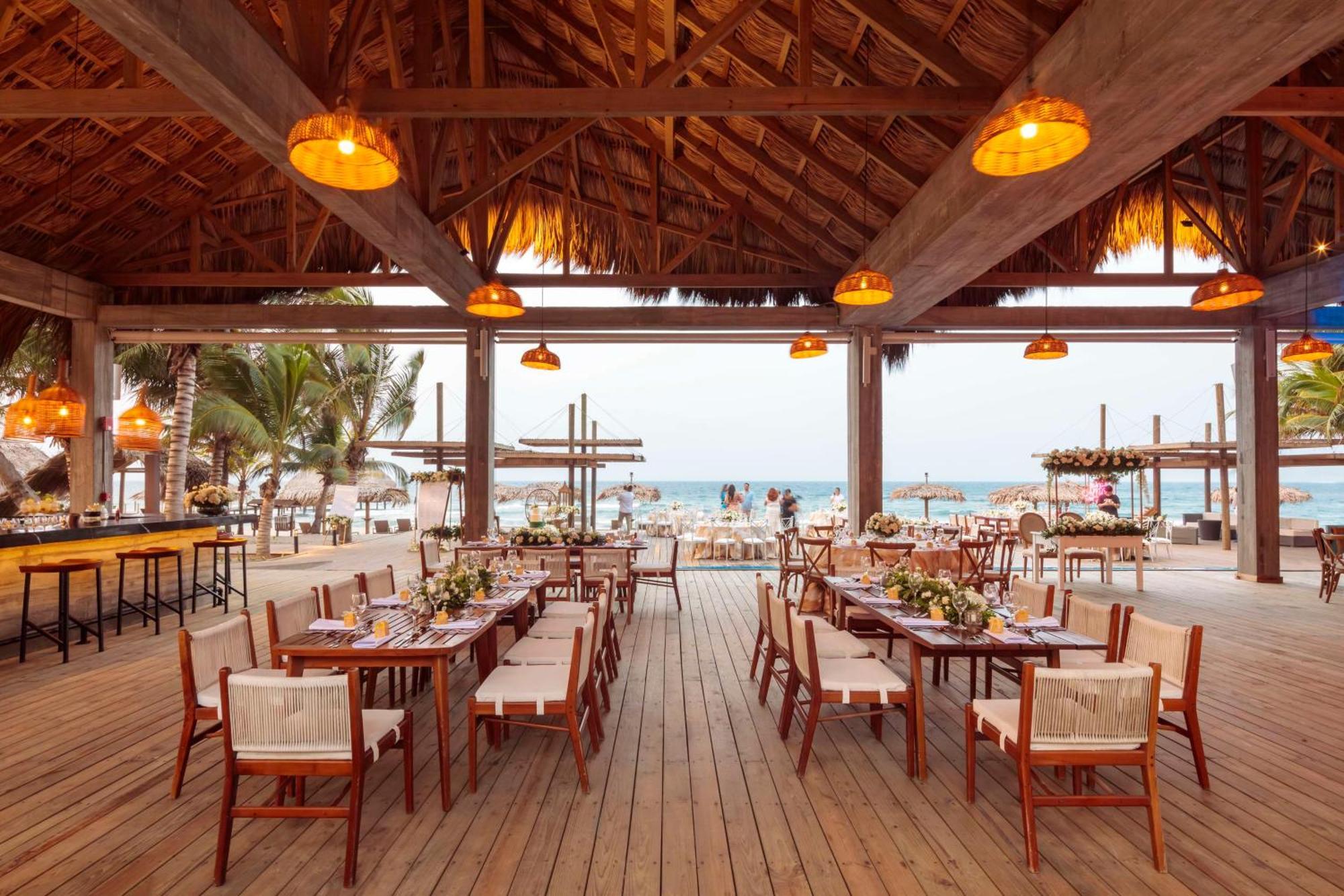 Indura Beach & Golf Resort Curio Collection By Hilton Tela Dış mekan fotoğraf